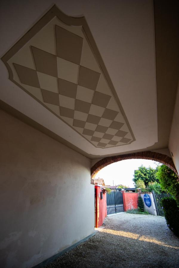 Villafranca Piemonte Binario 9 3/4 B&B 외부 사진