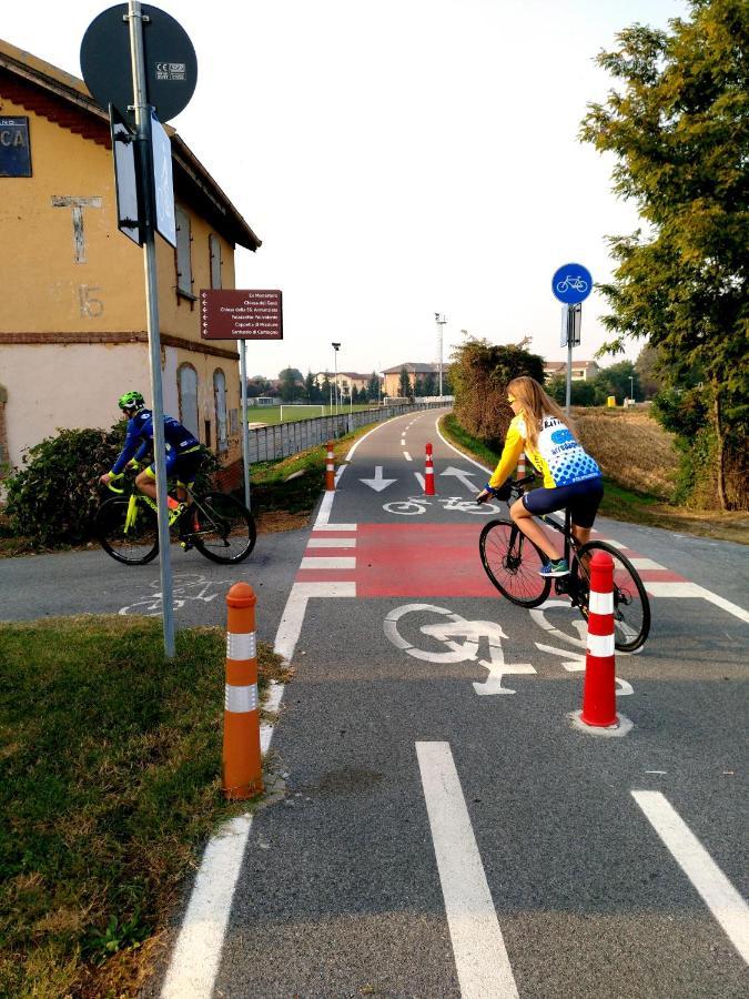 Villafranca Piemonte Binario 9 3/4 B&B 외부 사진